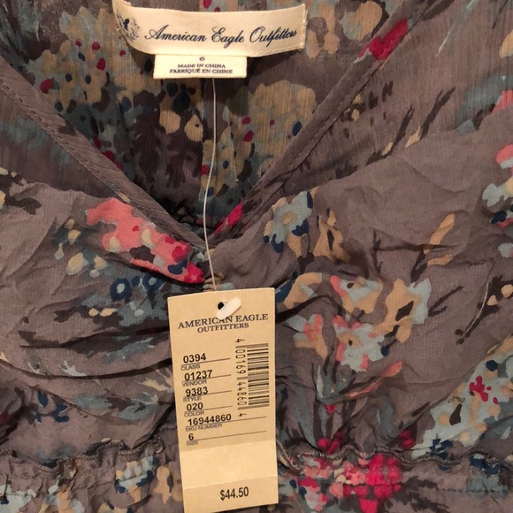 American eagle dress. Size 6. Length is short - Picture 5 of 5